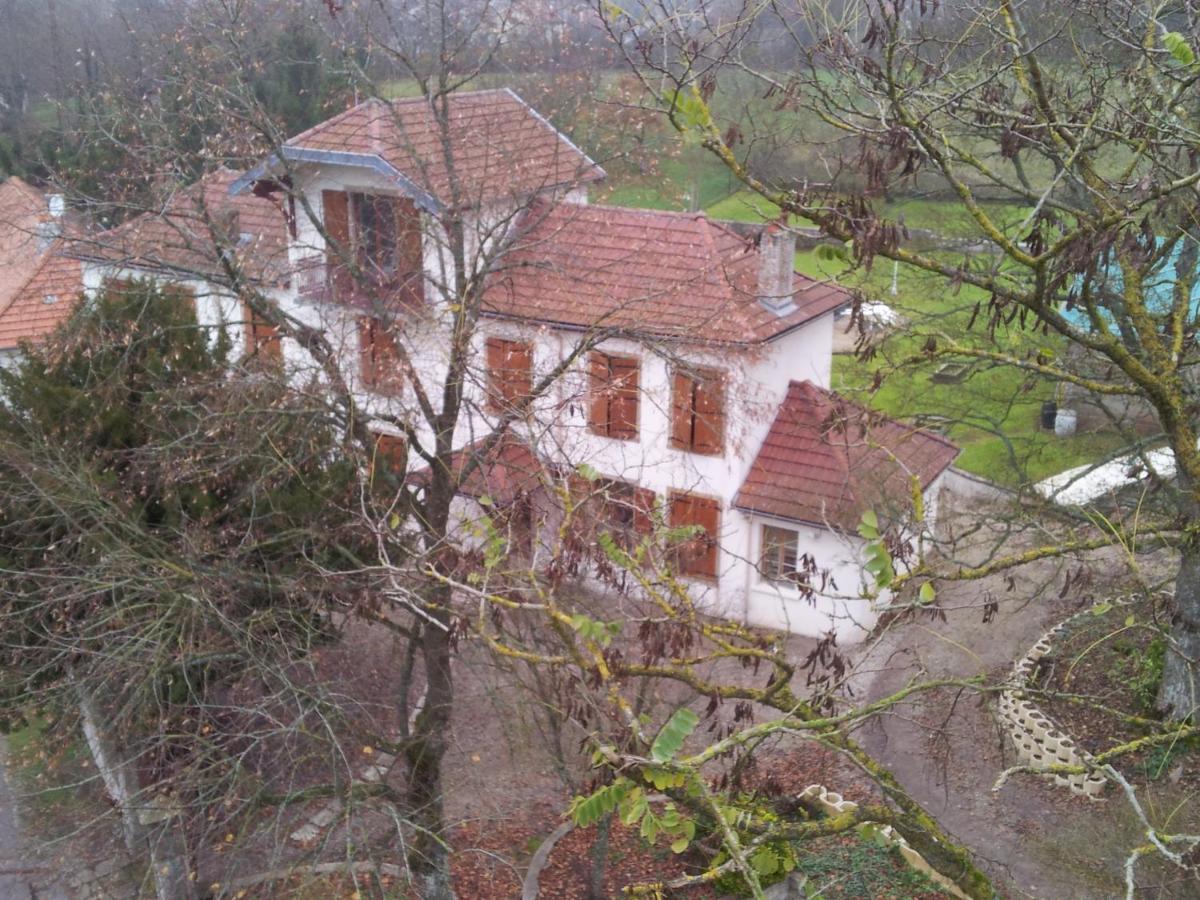 Villa Sainte Barbe Mirecourt エクステリア 写真